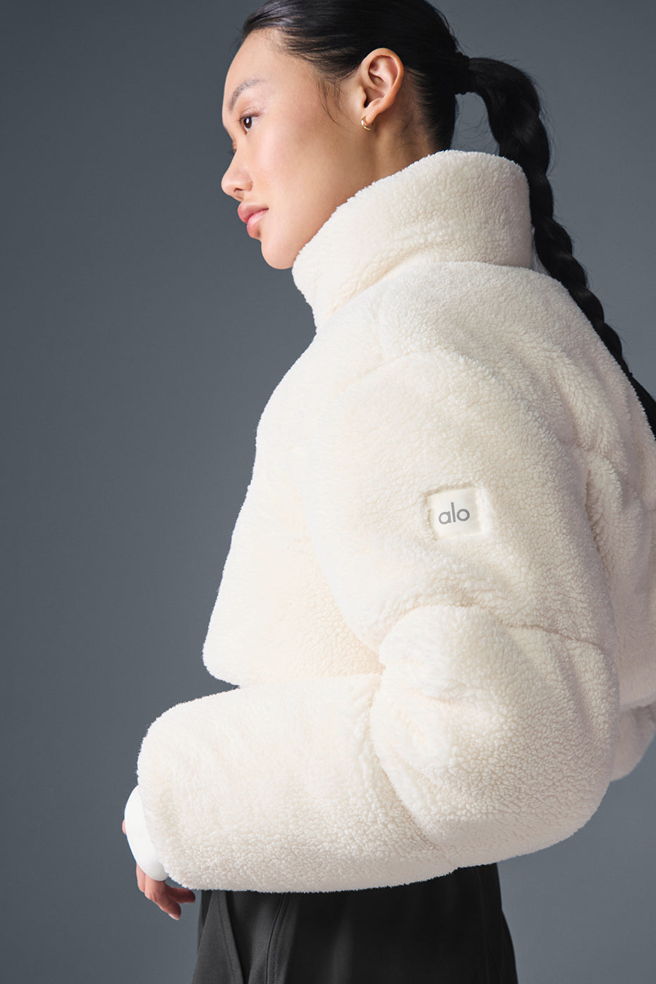 Alo Yoga Sherpa Main Act Corset Puffer - Ivory