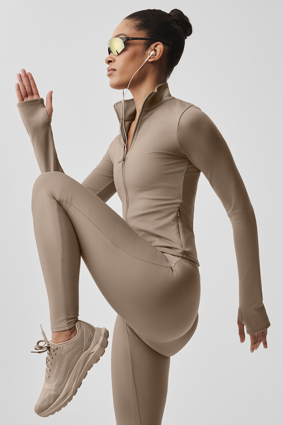 Alo Yoga Airlift Winter Warm Radiant Full-Zip Jacket - Gravel