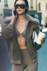 Alo Yoga Sherpa Downtown Jacket - Light Cocoa