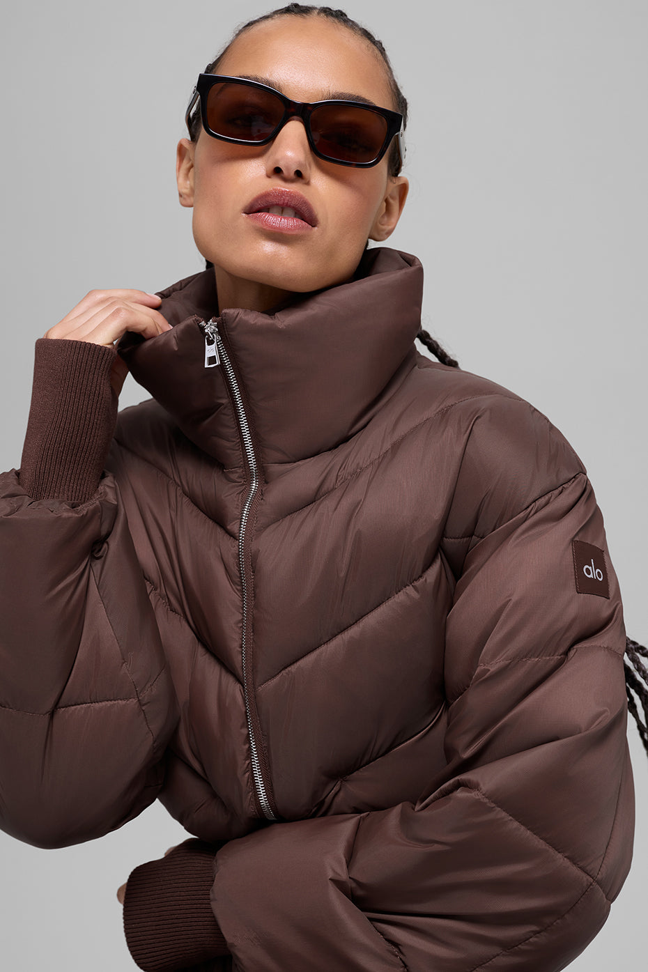 Alo Yoga Cropped Atmosphere Puffer - Brownstone
