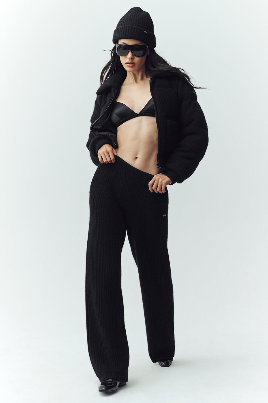 Alo Yoga Cashmere Northstar Sweater Puffer - Black