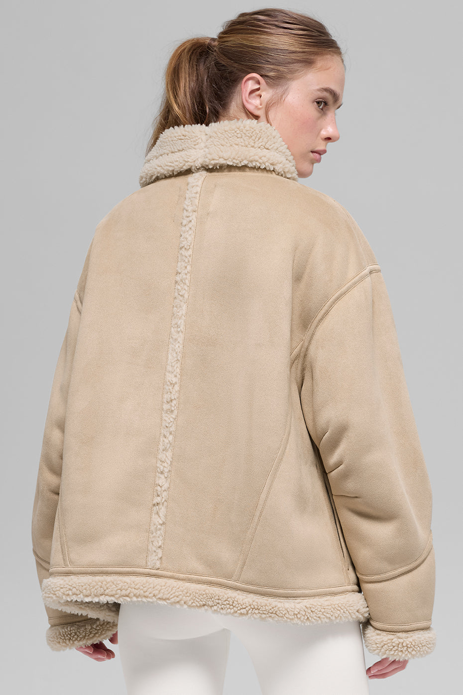 Alo Yoga Faux Shearling Grand Jacket - Woodland Tan