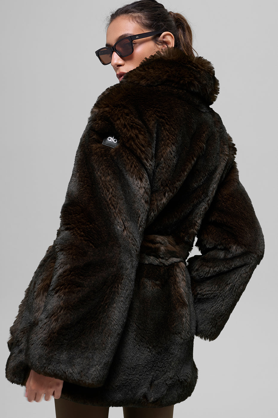 Alo Yoga Faux Fur Starstruck Coat - Midnight Brown/Black