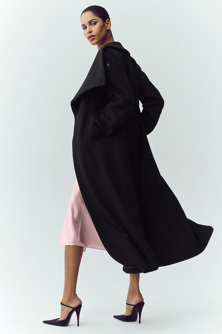 Alo Yoga Wool Blend Nightfall Long Coat - Black