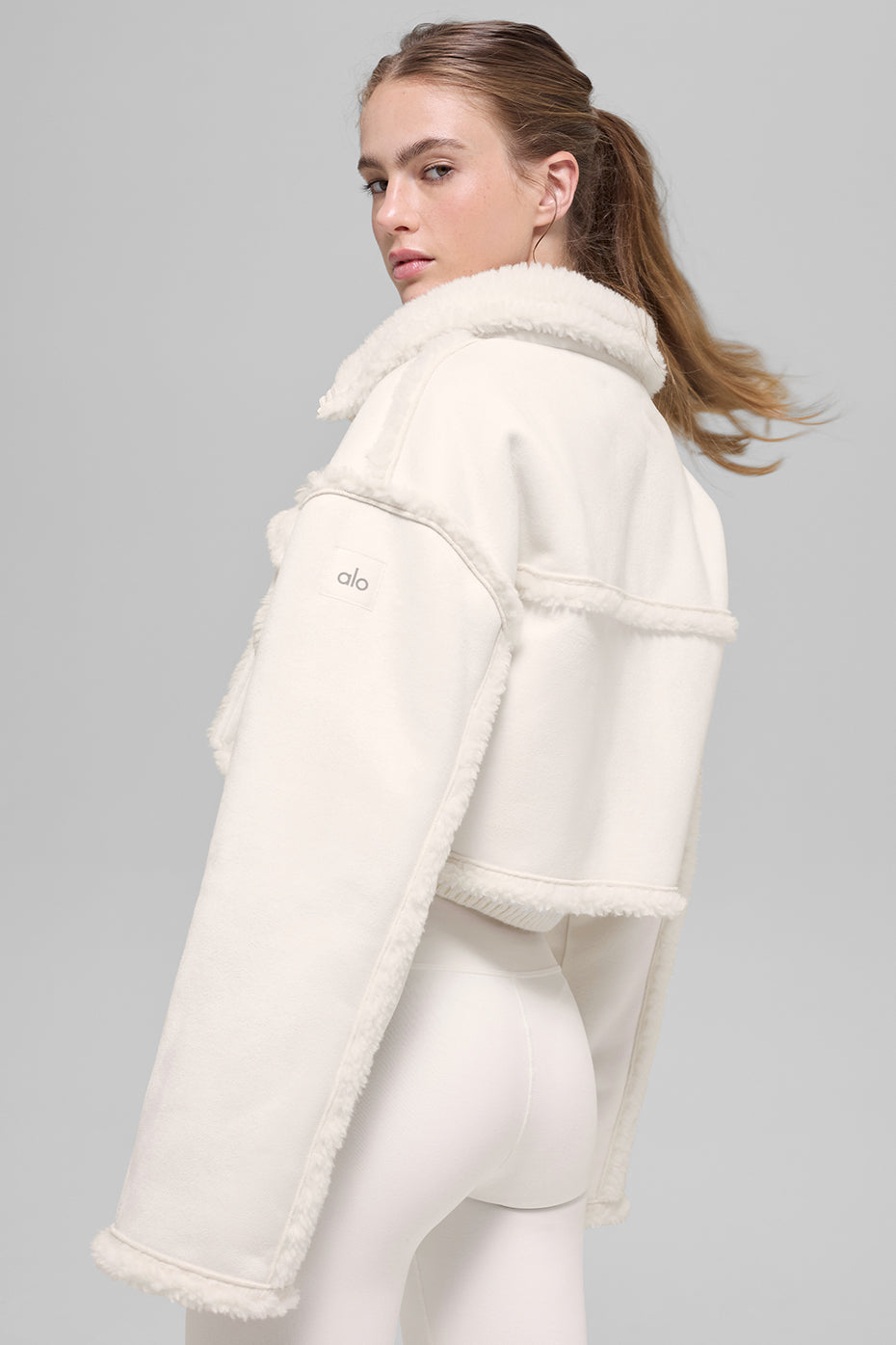 Alo Yoga Faux Shearling Snowfall Cropped Jacket - Ivory