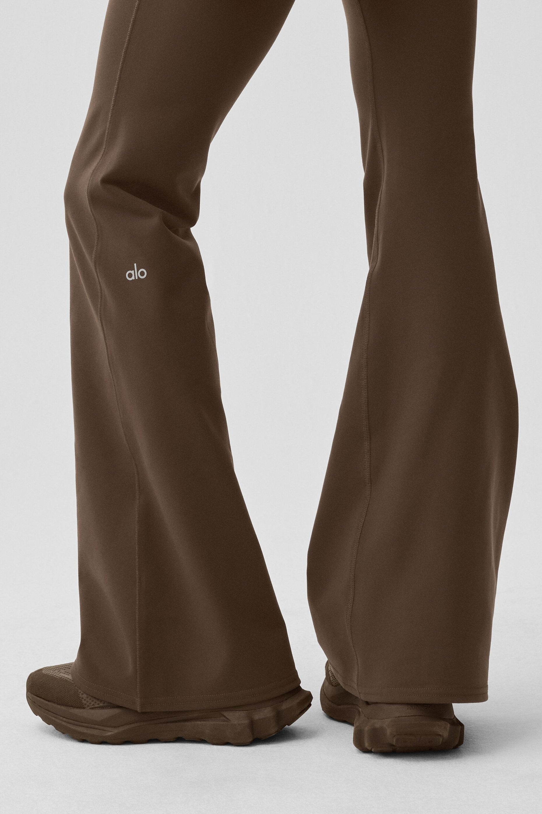 Alo Yoga Airbrush Low-Rise Flare Legging (Regular) - Espresso