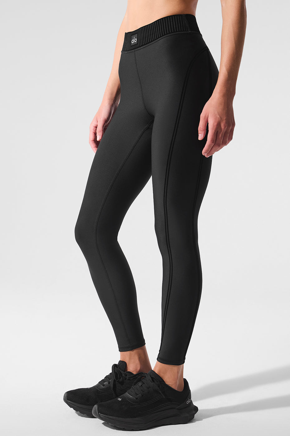 Alo Yoga Airlift High-Waist 7/8 Line Up Legging - Black