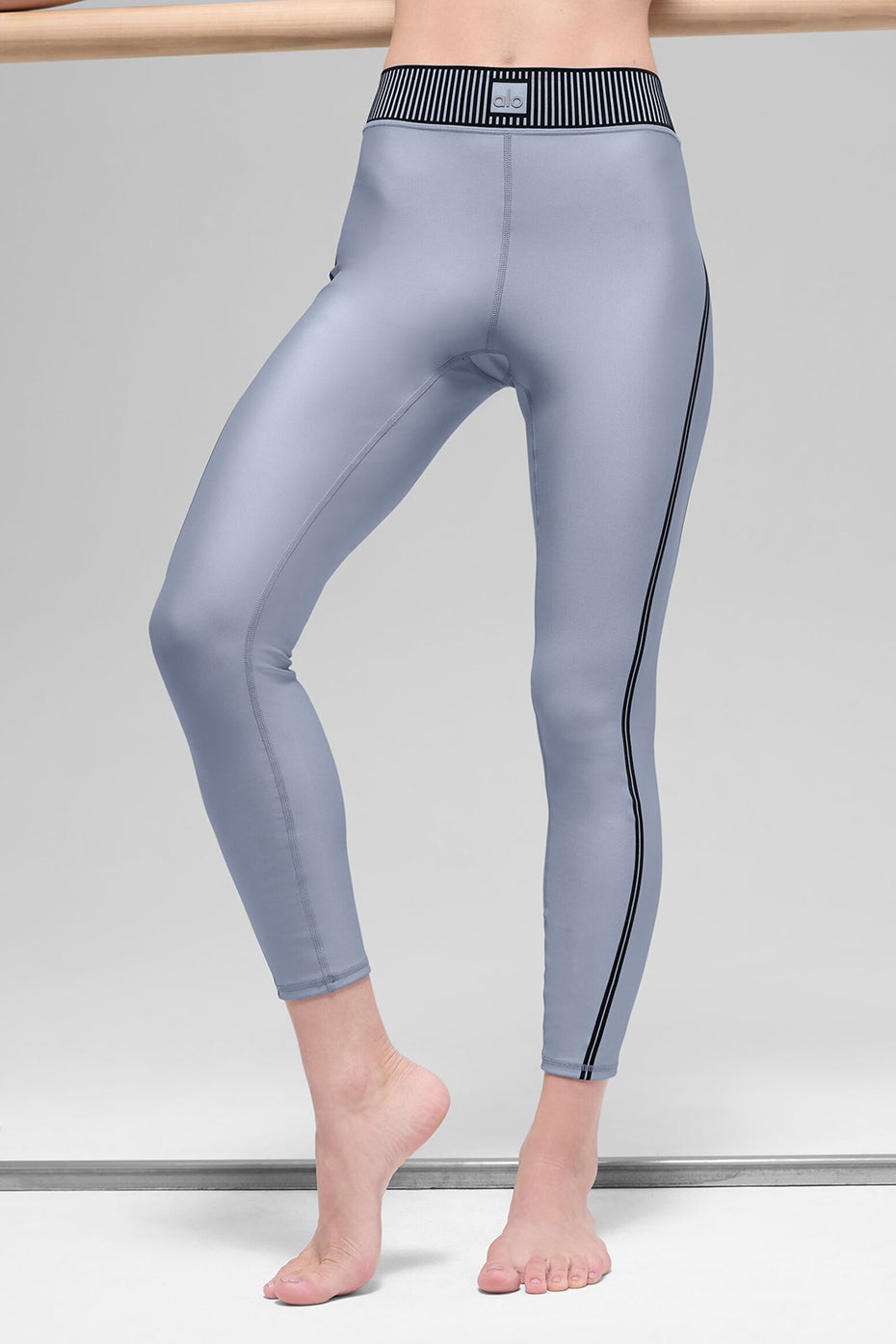 Alo Yoga Airlift High-Waist 7/8 Line Up Legging - Winter Frost