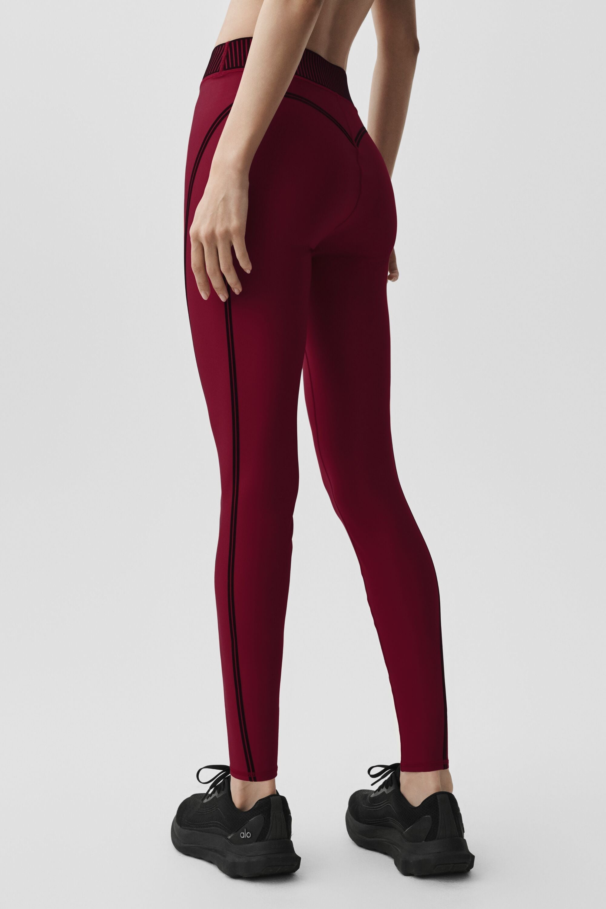 Alo Yoga Airlift High-Waist 7/8 Line Up Legging - Summer Romance Red