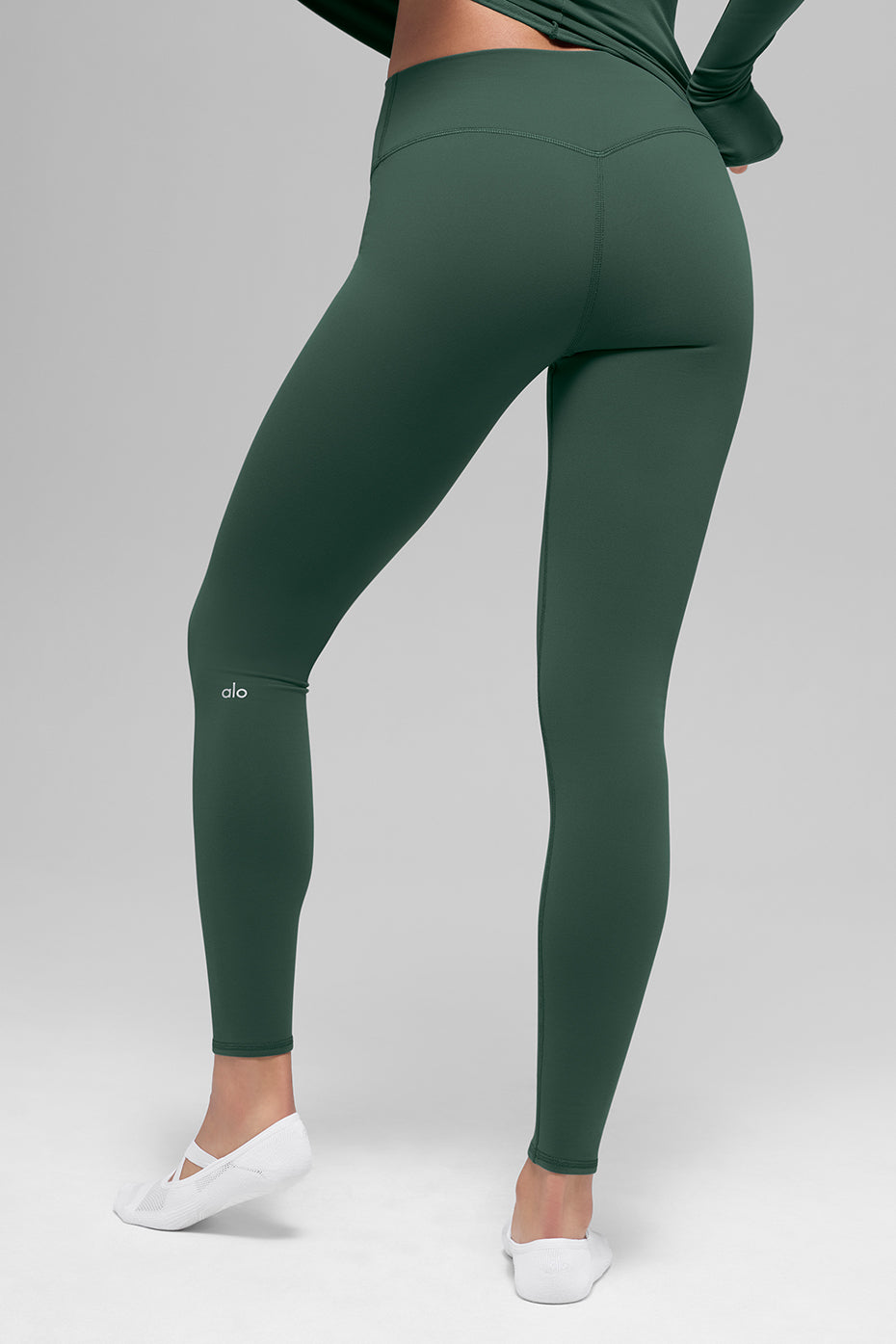 Alo Yoga Airbrush Winter Warm High-Waist Nocturne Legging - Clover Green