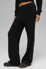 Alo Yoga Cashmere High-Waist Plush Waffle Pant - Black