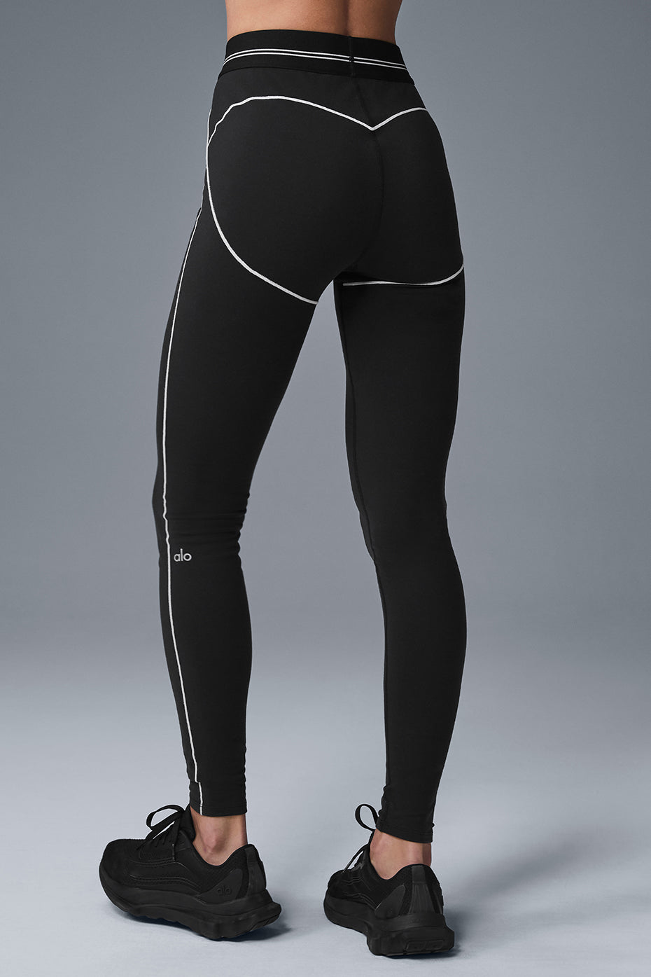 Alo Yoga Airbrush High-Waist Heart Throb Legging - Black/White