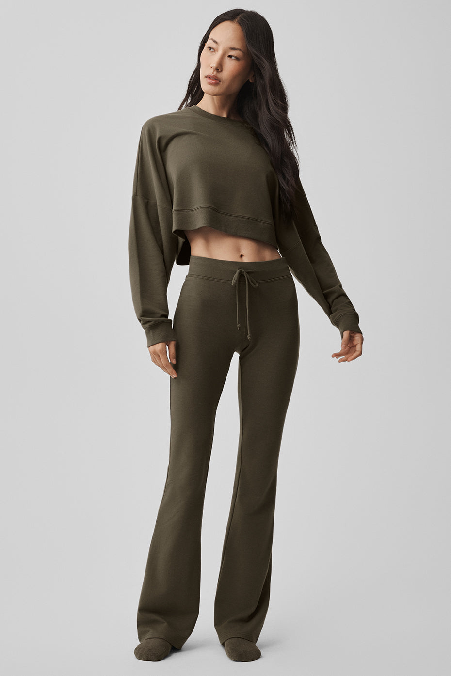 Alo Yoga Sway Bootcut Sweatpant - Olive Tree