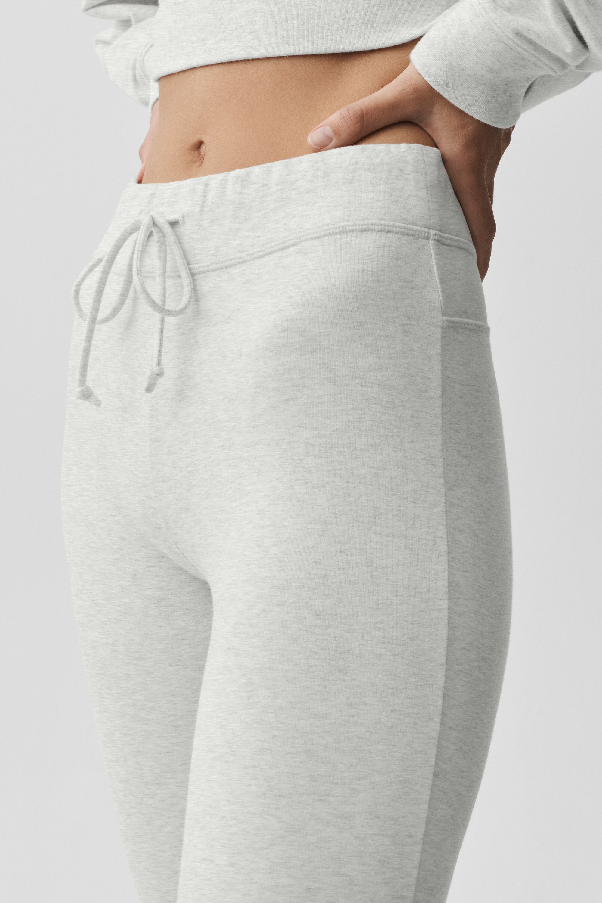 Alo Yoga Sway Bootcut Sweatpant - White Heather