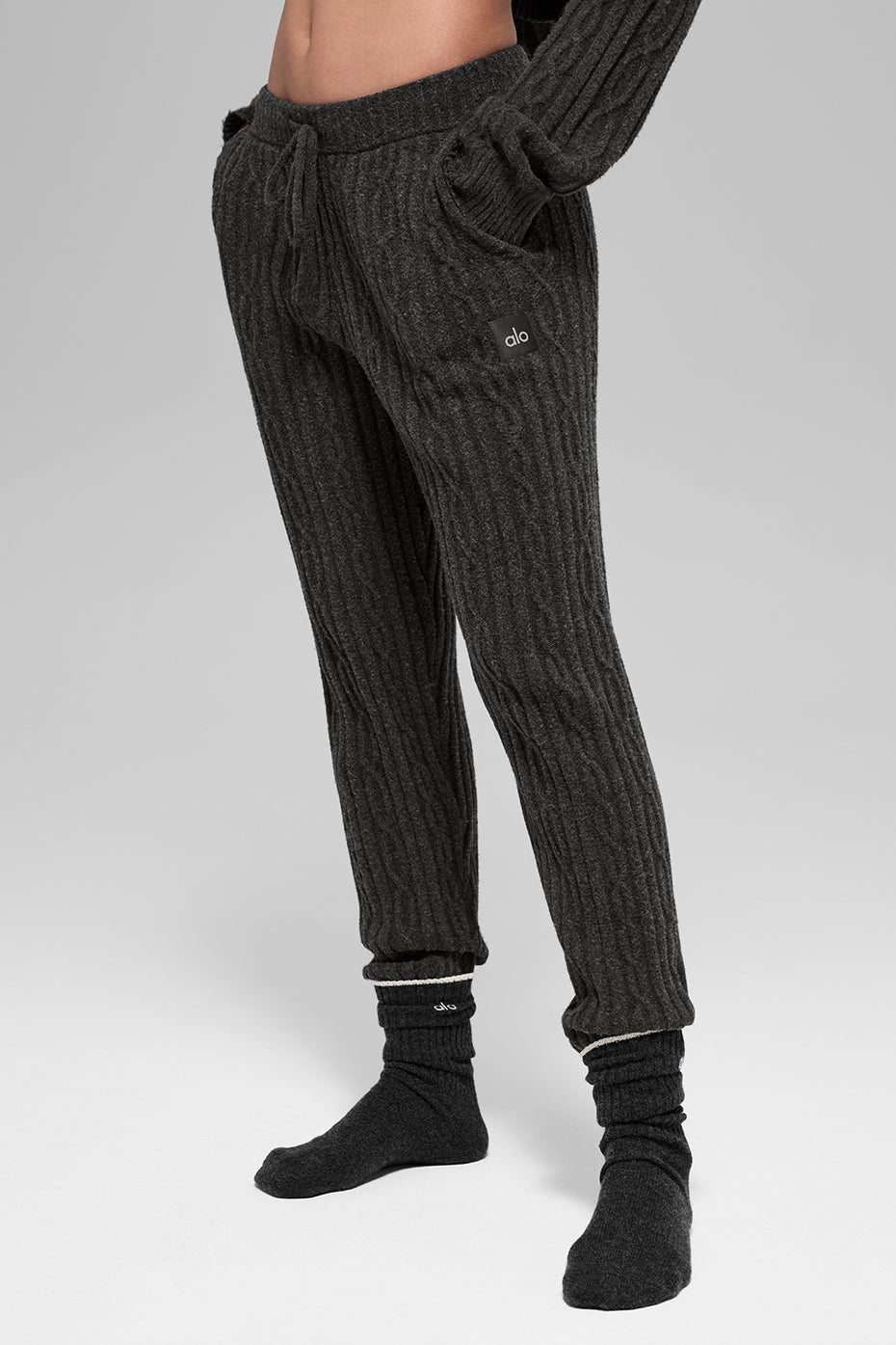 Alo Yoga Cable Knit Winter Bliss Pant - Dark Heather Grey