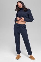 Alo Yoga Cable Knit Winter Bliss Pant - Navy