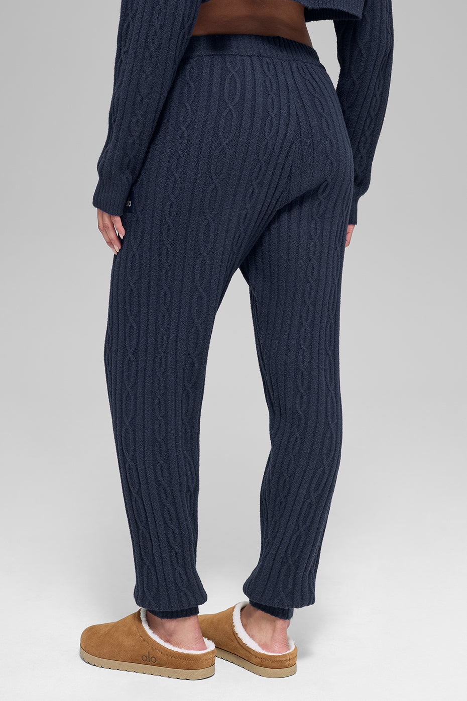 Alo Yoga Cable Knit Winter Bliss Pant - Navy