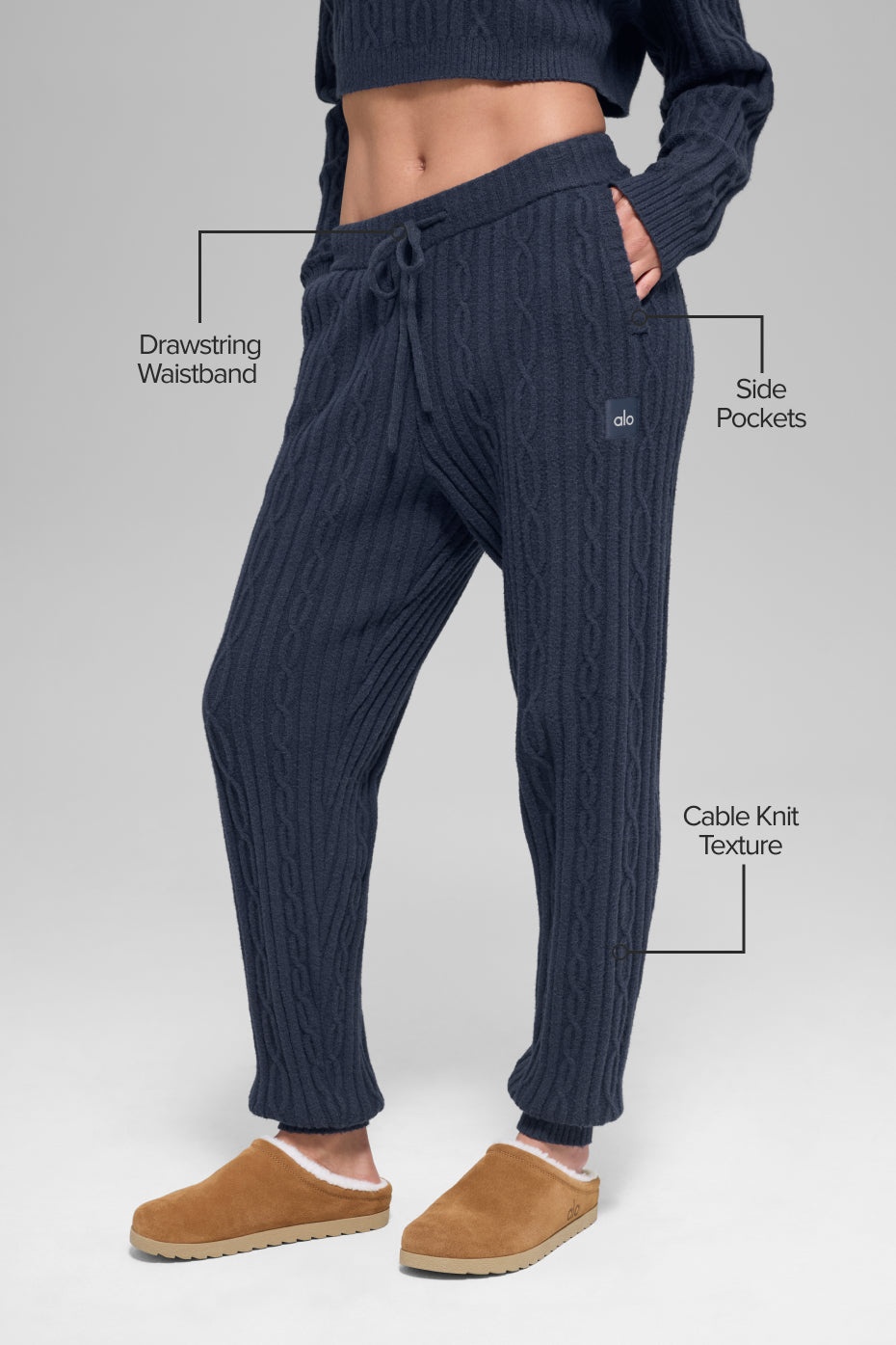 Alo Yoga Cable Knit Winter Bliss Pant - Navy