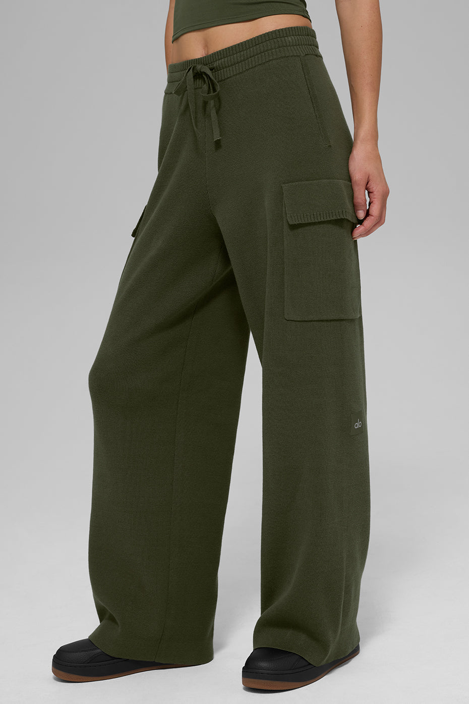 Alo Yoga Scholar Knit High-Waist Cargo Pant - Green Olive