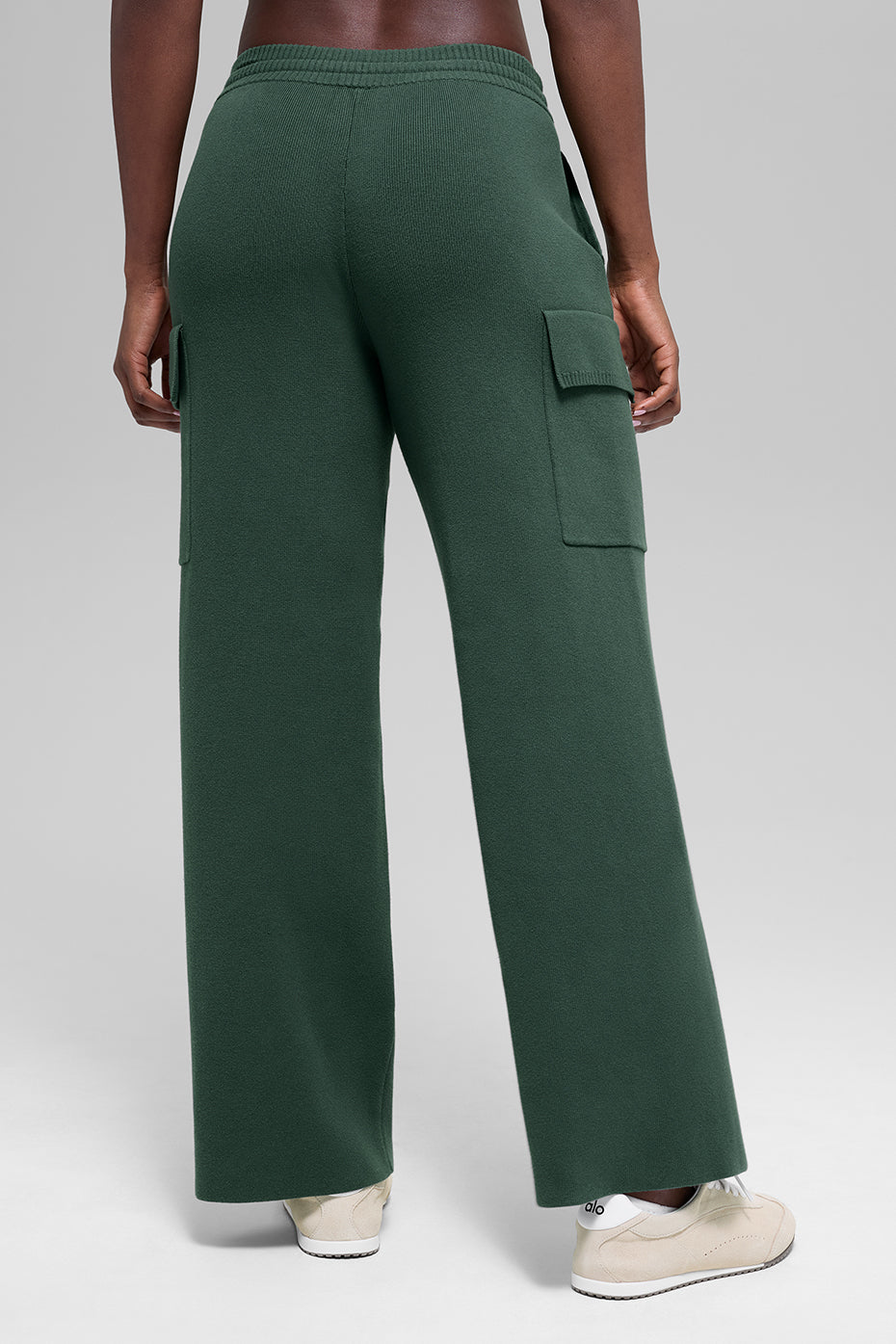 Alo Yoga Scholar Knit High-Waist Cargo Pant - Clover Green