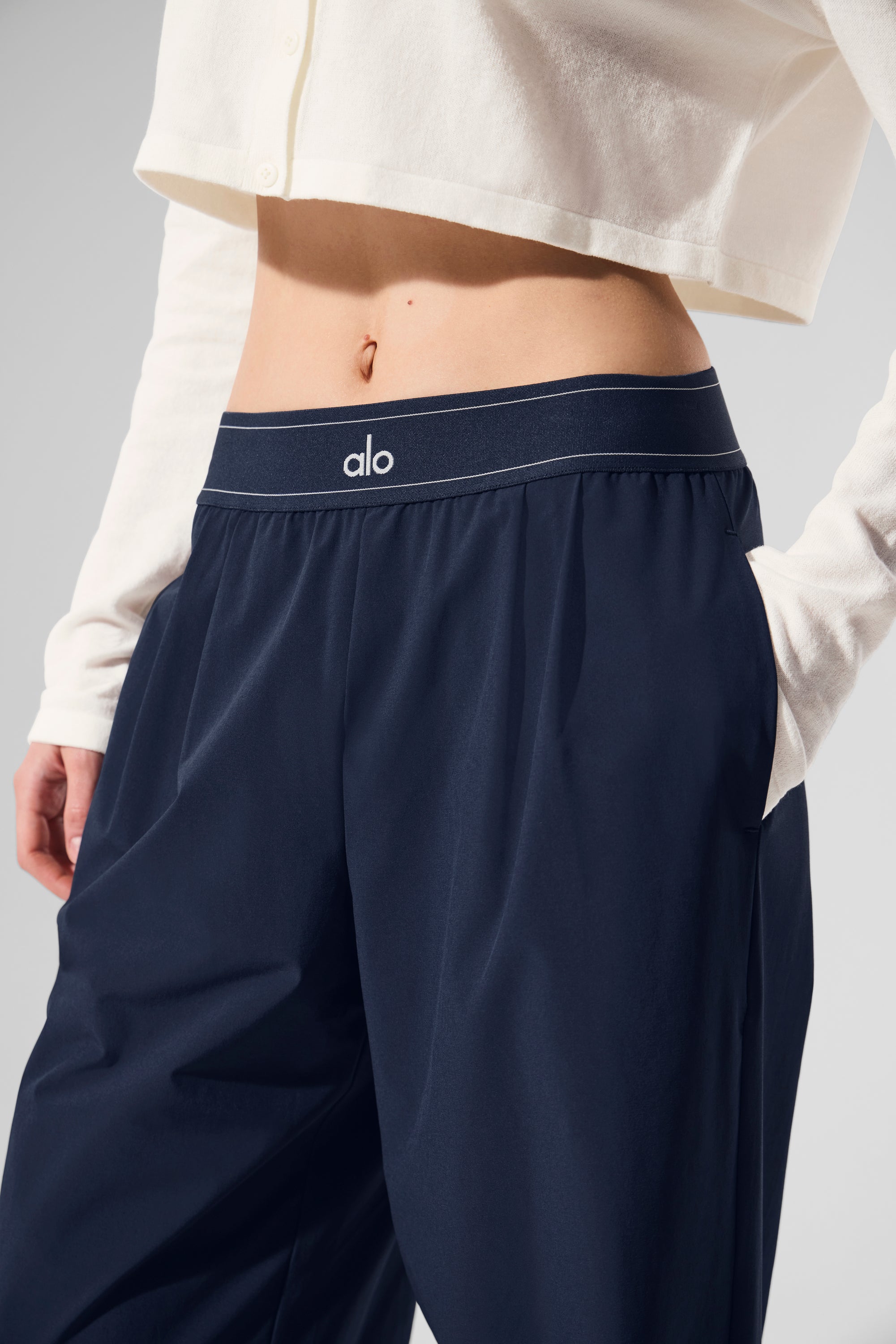 Alo Yoga Suit Up Trouser (Regular) - Navy