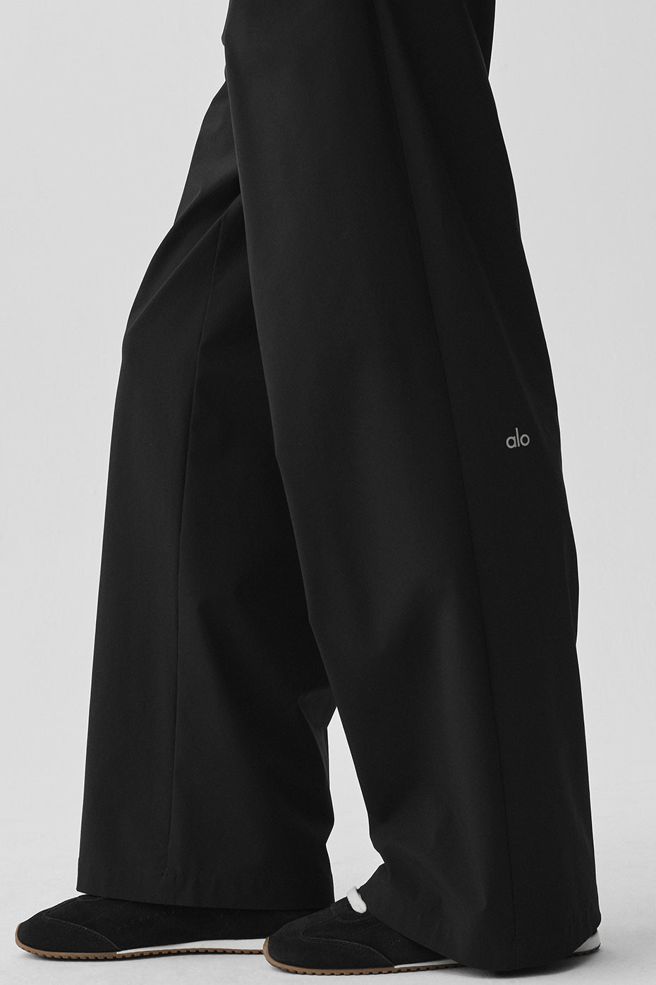 Alo Yoga High-Waist Pursuit Trouser (Regular) - Black