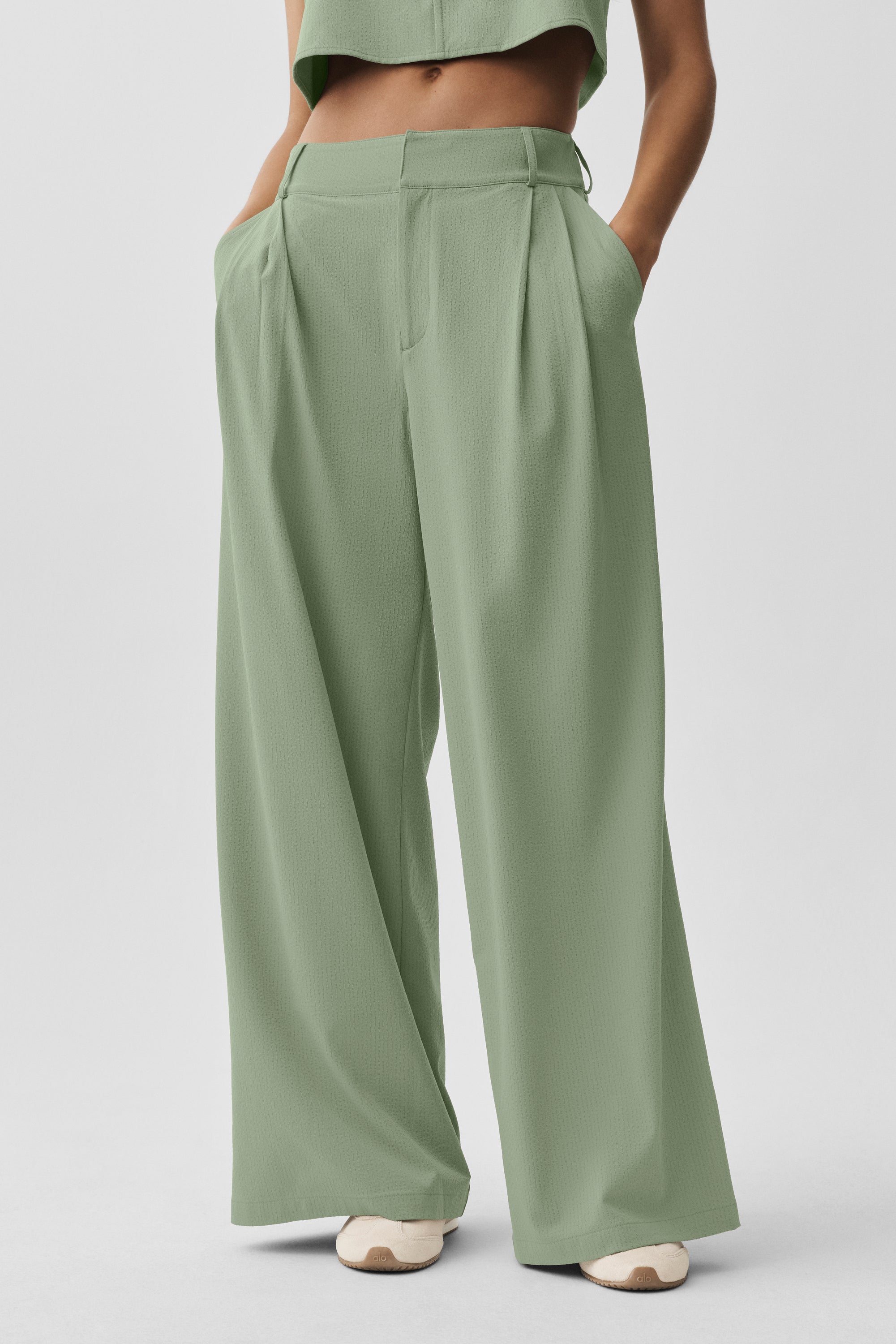 Alo Yoga High-Waist Dreamscape Trouser (Regular) - Dune Grass