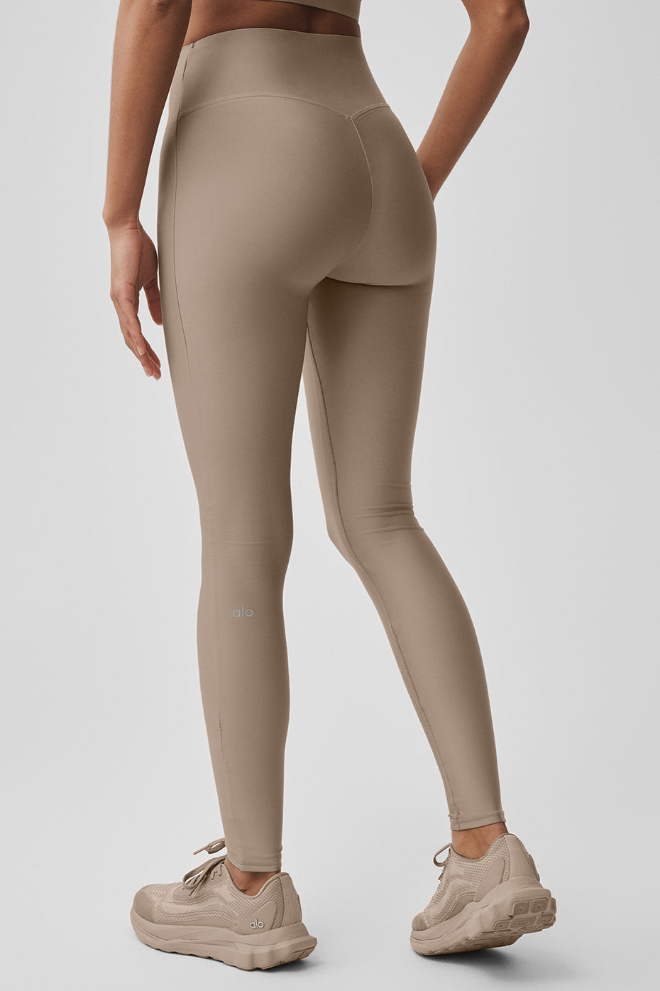 Alo Yoga Airlift High-Waist Sleek Legging - Gravel
