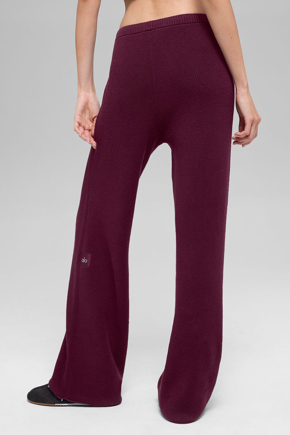 Alo Yoga Supernatural Sweater Pant - Burgundy