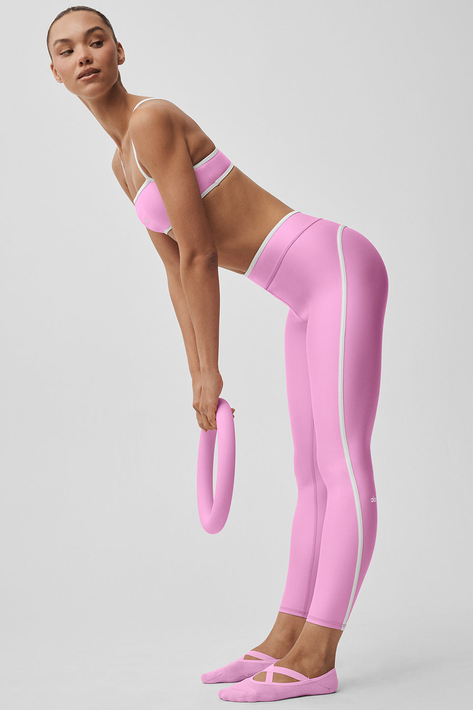 Alo Yoga Airlift High Waist Charger 7/8 Legging - Candy Heart Pink/White