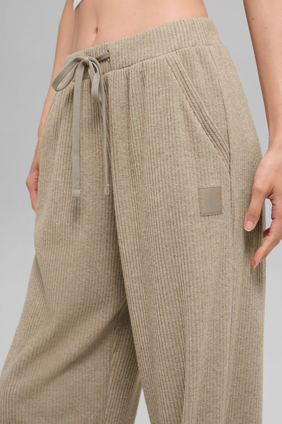 Alo Yoga Muse Wide Leg Pant - Gravel Heather