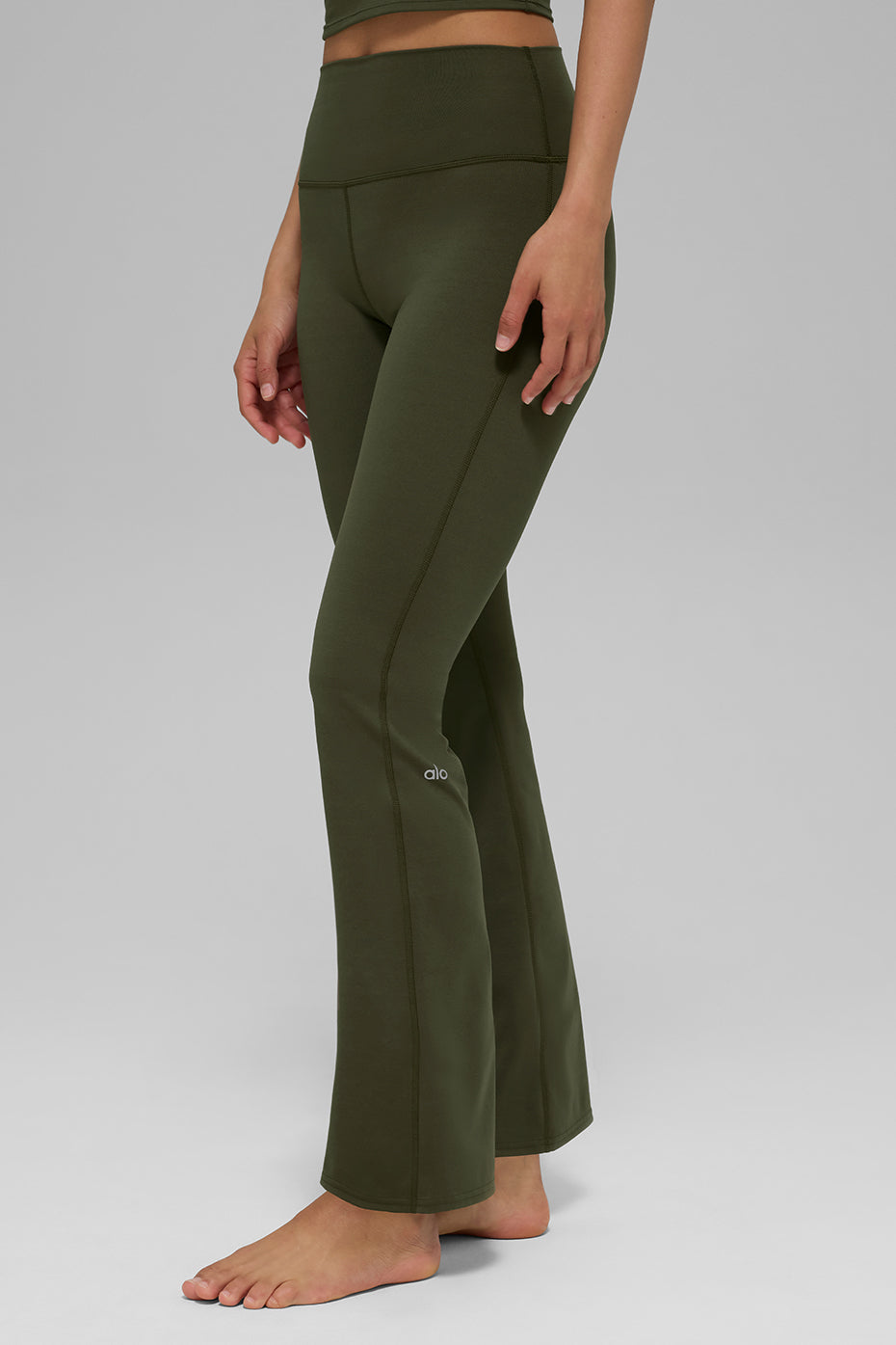 Alo Yoga ALO Softsculpt High-Waist Bootcut Legging (Short) - Green Olive