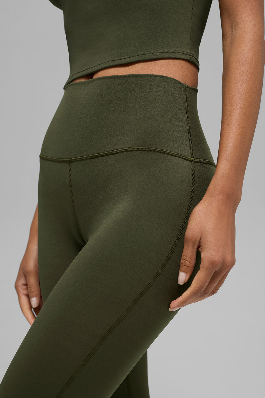 Alo Yoga ALO Softsculpt High-Waist Bootcut Legging (Regular) - Green Olive