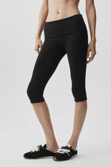 Alo Yoga ALO Softsculpt Low-Rise Foldover Capri - Black