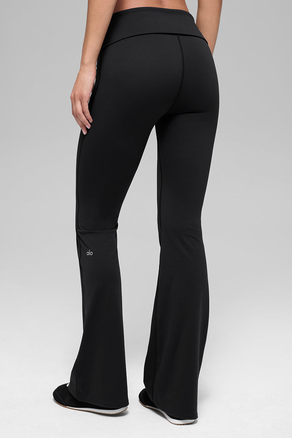 Alo Yoga ALO Softsculpt Foldover Flare Legging (Regular) - Black