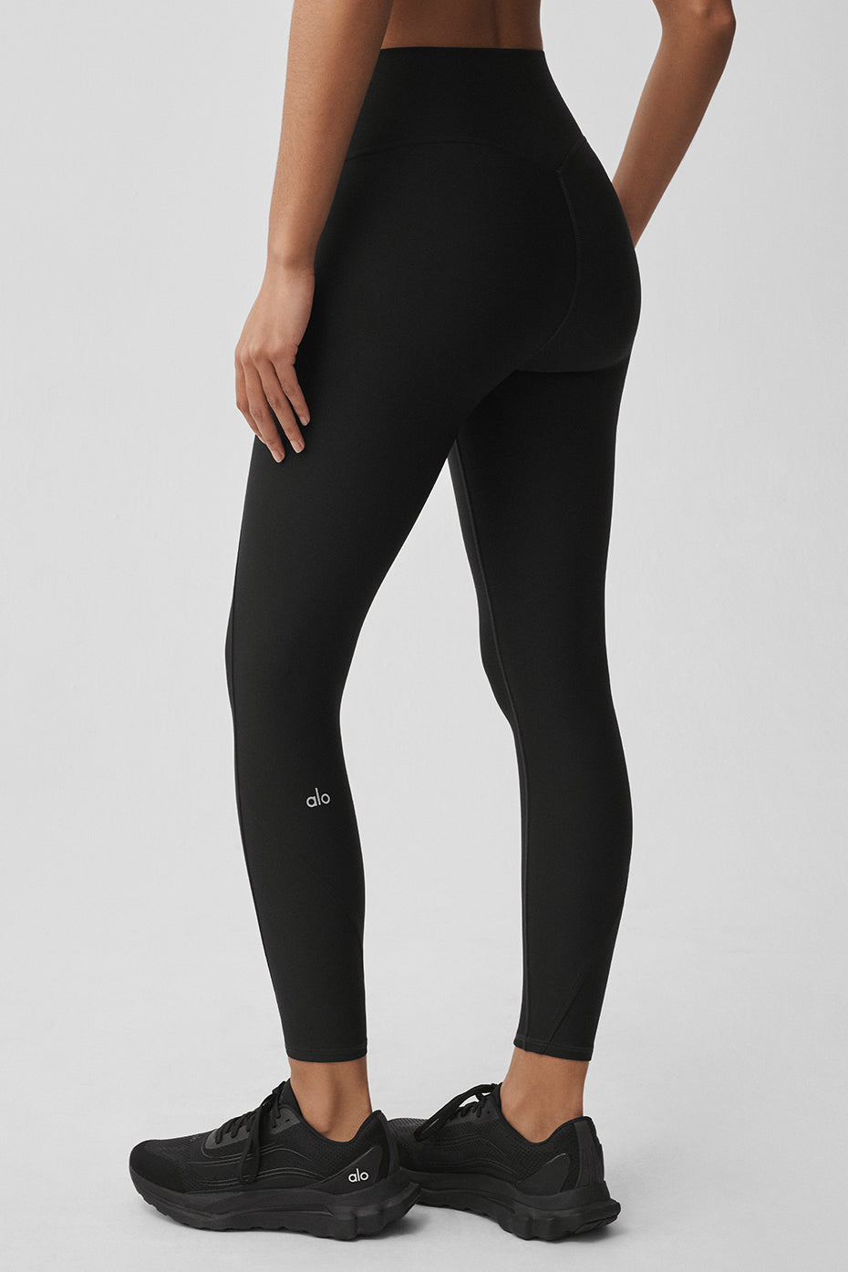 Alo Yoga Airlift High-Waist 7/8 Fine Line Legging - Black