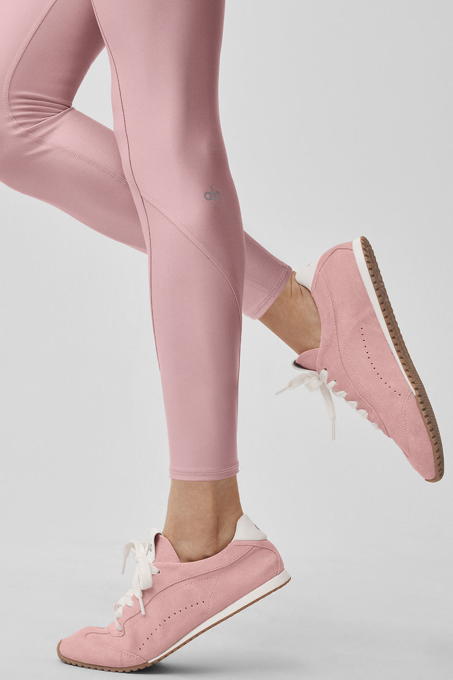 Alo Yoga Airlift High-Waist 7/8 Fine Line Legging - Vintage Pink