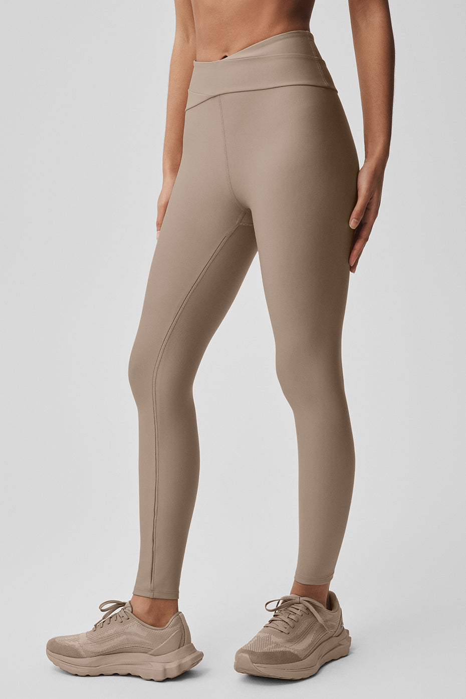 Alo Yoga Airlift High-Waist 7/8 Horizon Legging - Gravel