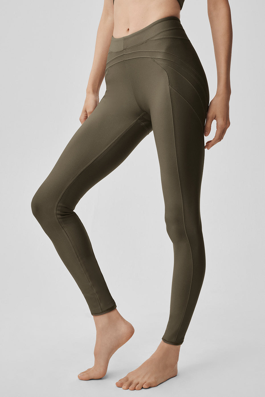 Alo Yoga Airlift High-Waist Evolve Legging - Olive Tree