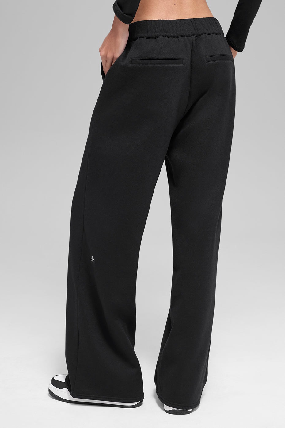Alo Yoga High-Waist Sweatpant Trouser - Black