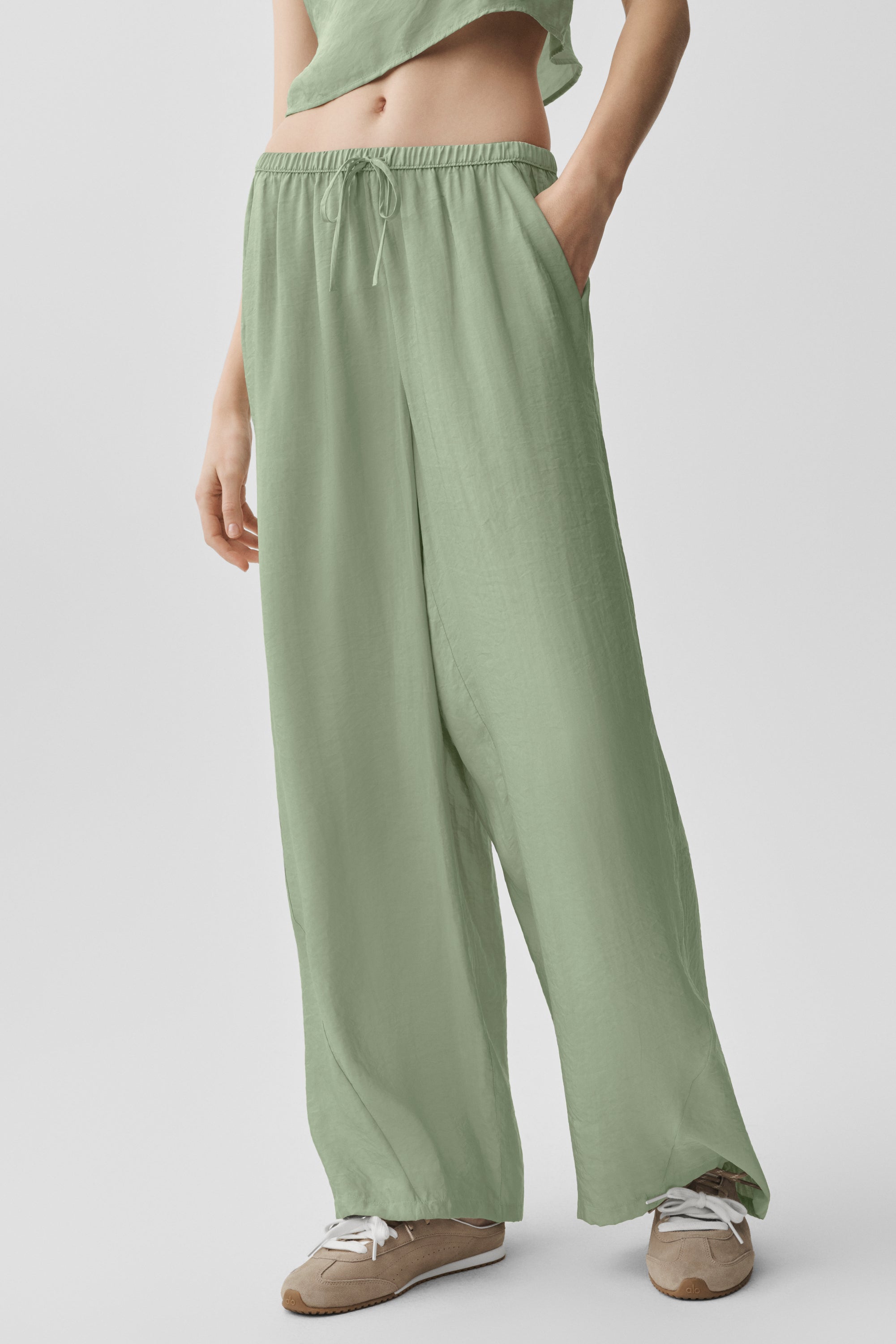 Alo Yoga Semi-Sheer Golden Hour High-Waist Straight Leg Pant - Dune Grass