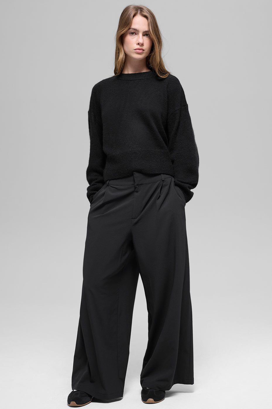 Alo Yoga High-Waist Dreamscape Trouser (Short) - Black