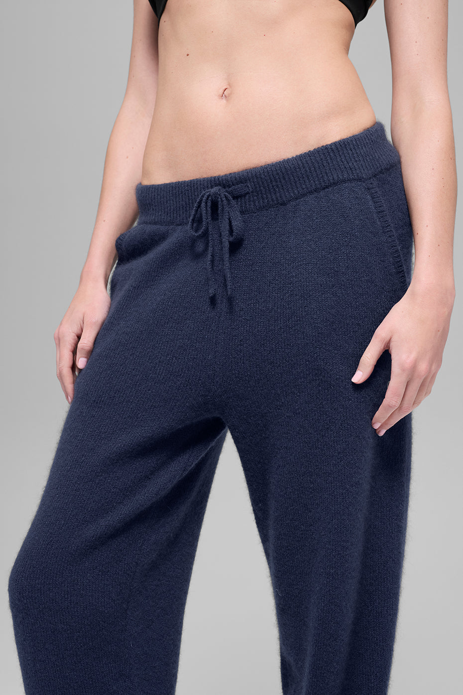 Alo Yoga Wool Cashmere High-Waist New Class Jogger - Navy