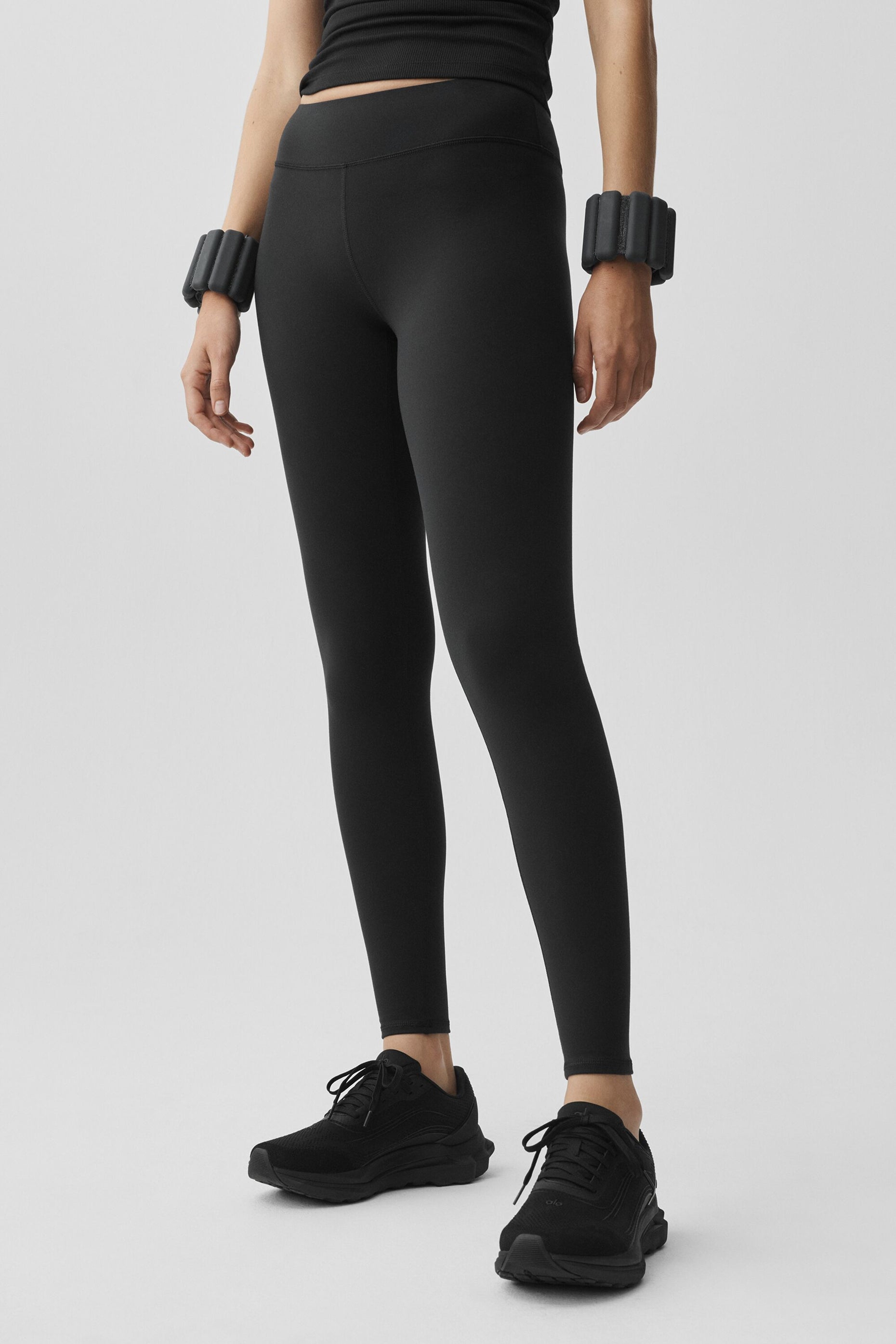 Alo Yoga Airbrush Mid-Rise Legging - Black