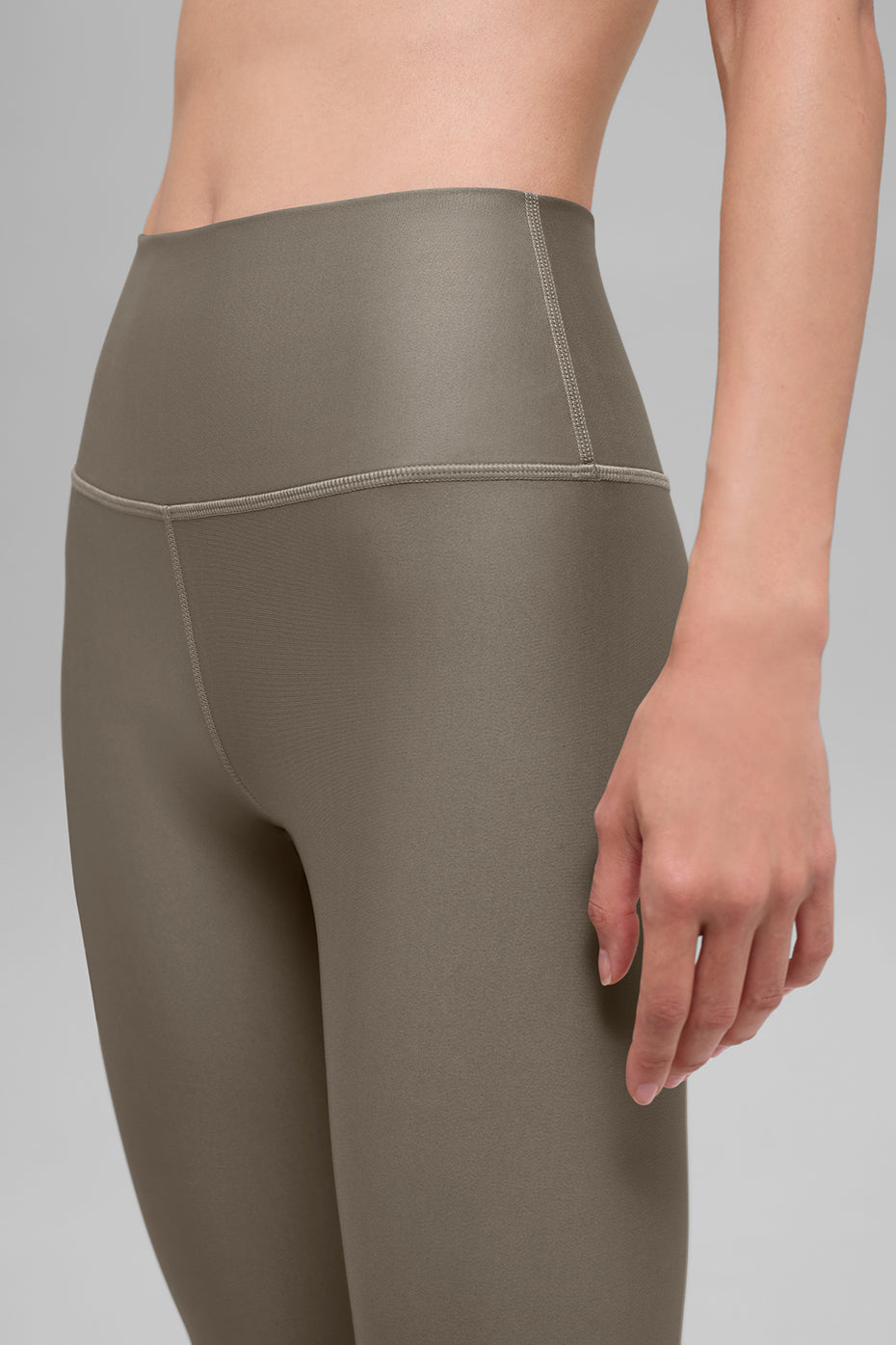 Alo Yoga High-Waist Airlift Legging - Light Cocoa