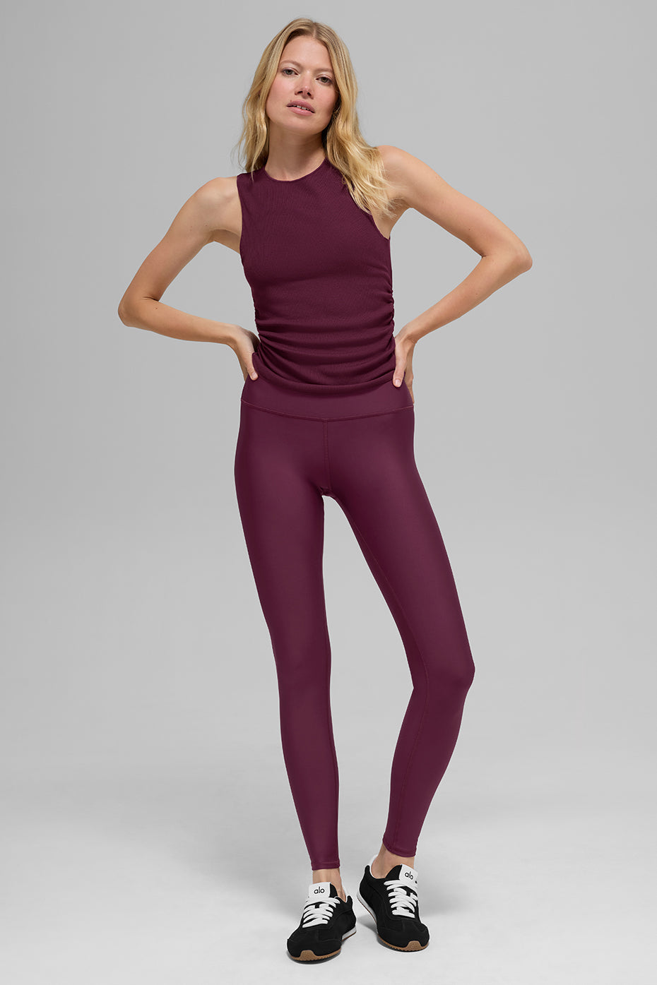 Alo Yoga High-Waist Airlift Legging - Burgundy