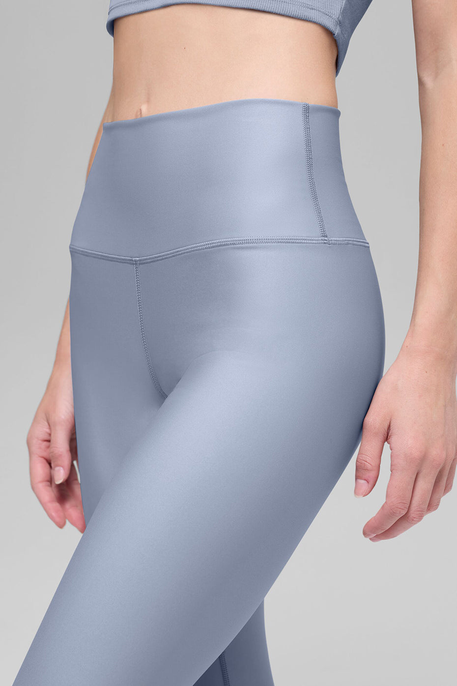 Alo Yoga High-Waist Airlift Legging - Winter Frost