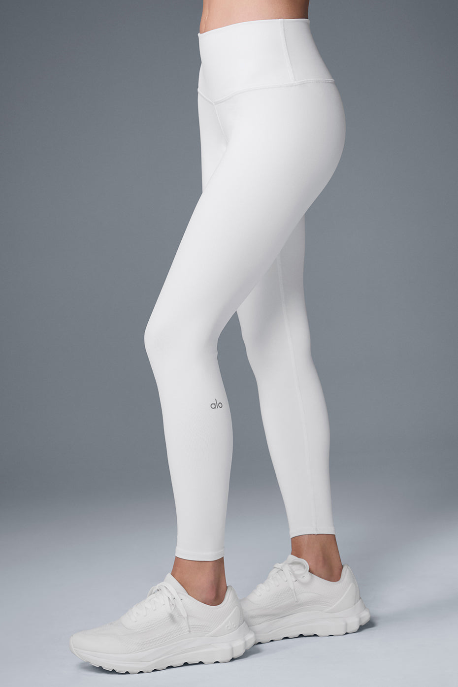 Alo Yoga 7/8 High-Waist Airbrush Legging - White
