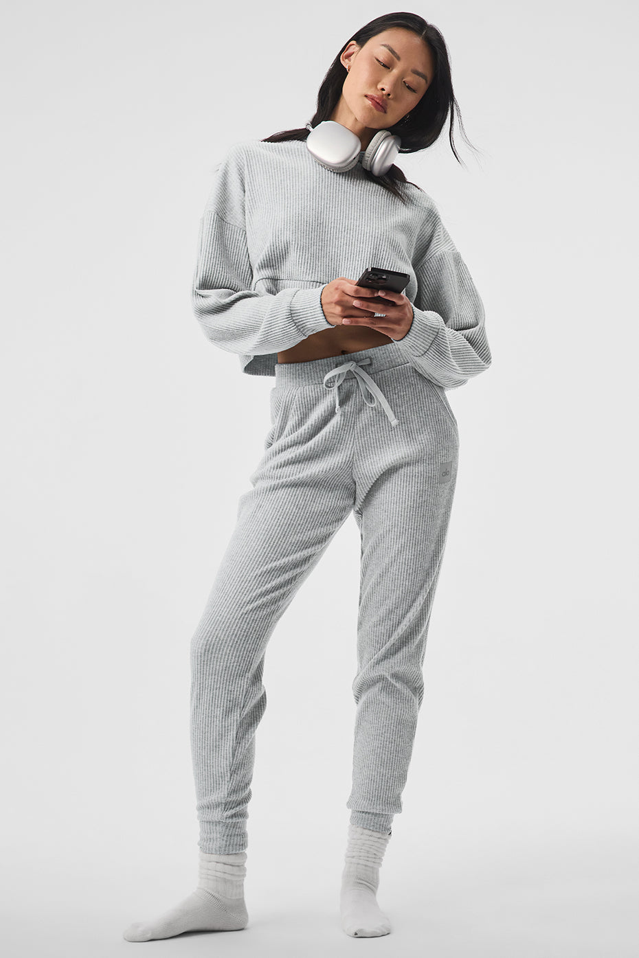 Alo Yoga Muse Sweatpant - Athletic Heather Grey