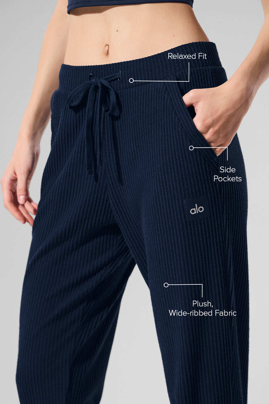 Alo Yoga Muse Sweatpant - Navy